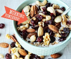 leckere frisch geröstete Nussmischung zum Frühstück und Müsli kaufen bei Red Squirrels